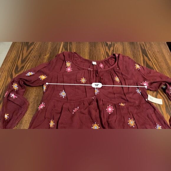 Old Navy Women’s Medium red geometric boho sexy swing Blouse - NWT peasant top - Picture 7 of 9